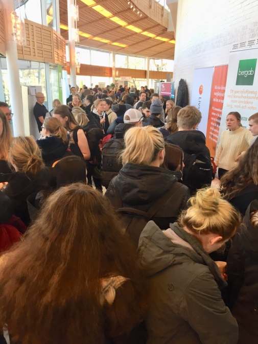 Studenter mötet arbetsgivare på arbetsmarknadsdagen 2019